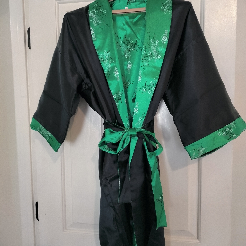 Reversible Satin Dragon Kimono Robe Green & Black Embroidered Vintage Style M - Picture 10 of 14